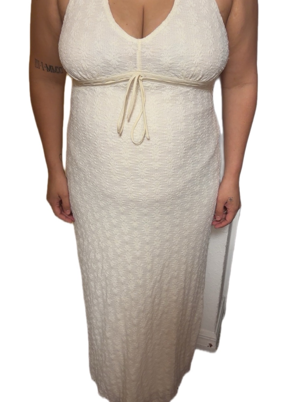 Elegant White Textured Halter Maxi Dress XL